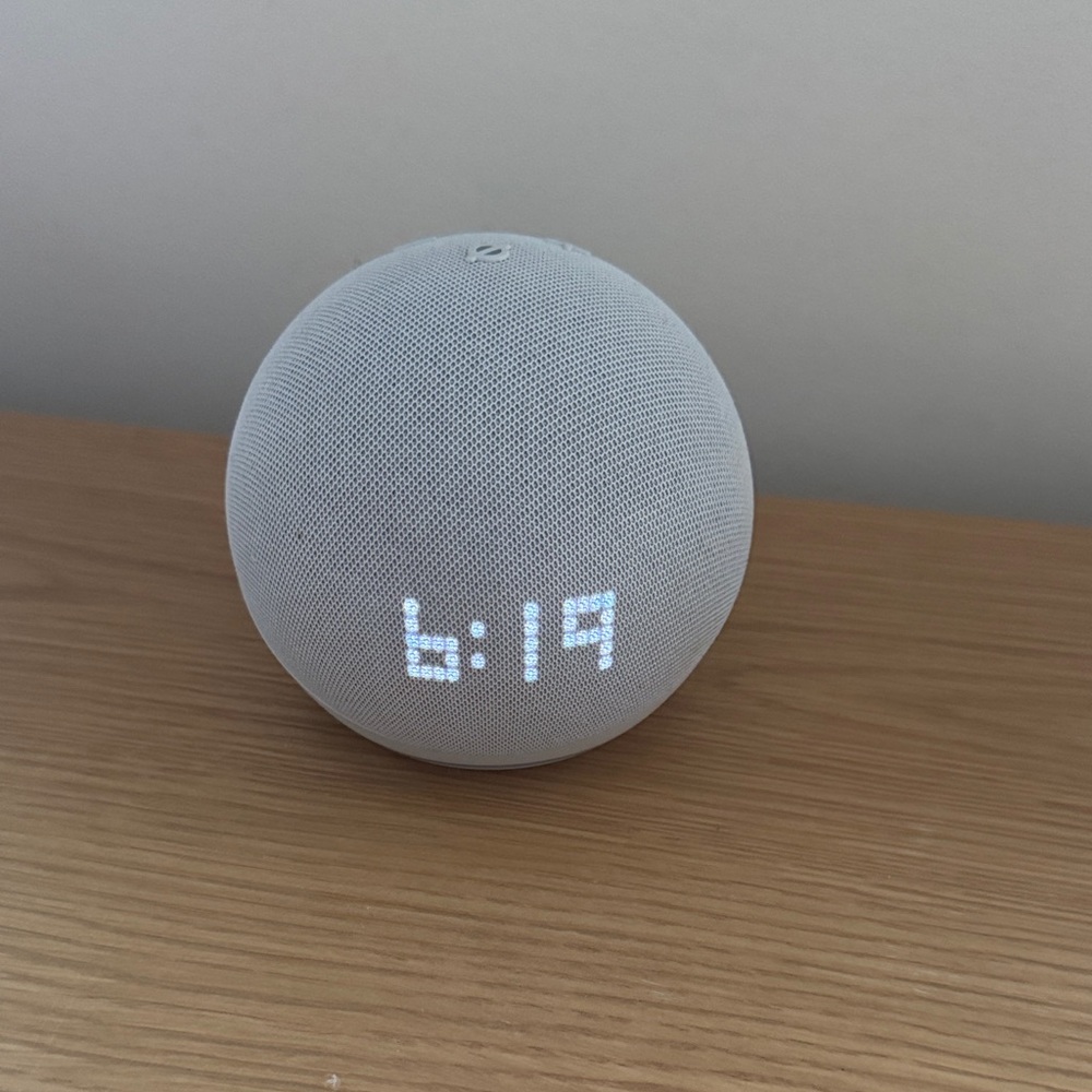 Amazon Essentials Alexa Smart Speaker with Clock - Gray